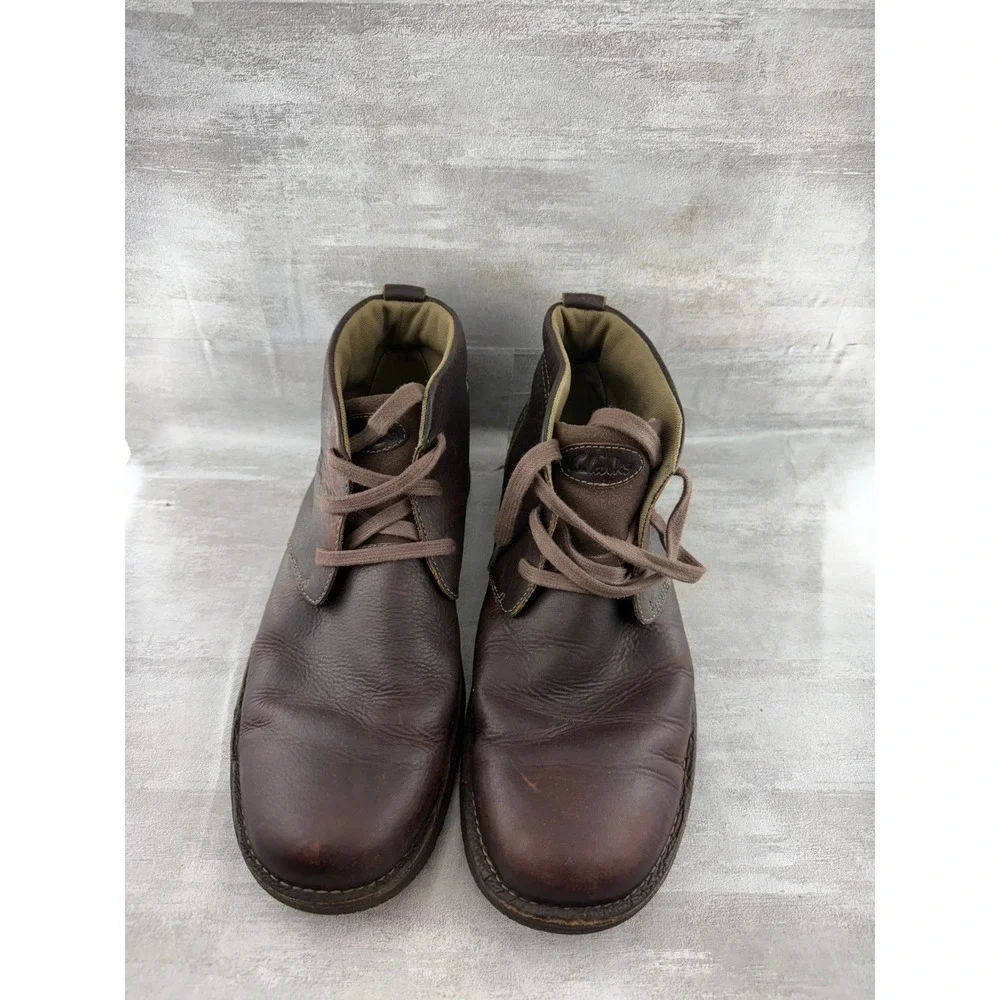 Clarks Men 26066261 Dark Brown Leather Chukka Ankle Boots Size 12M
